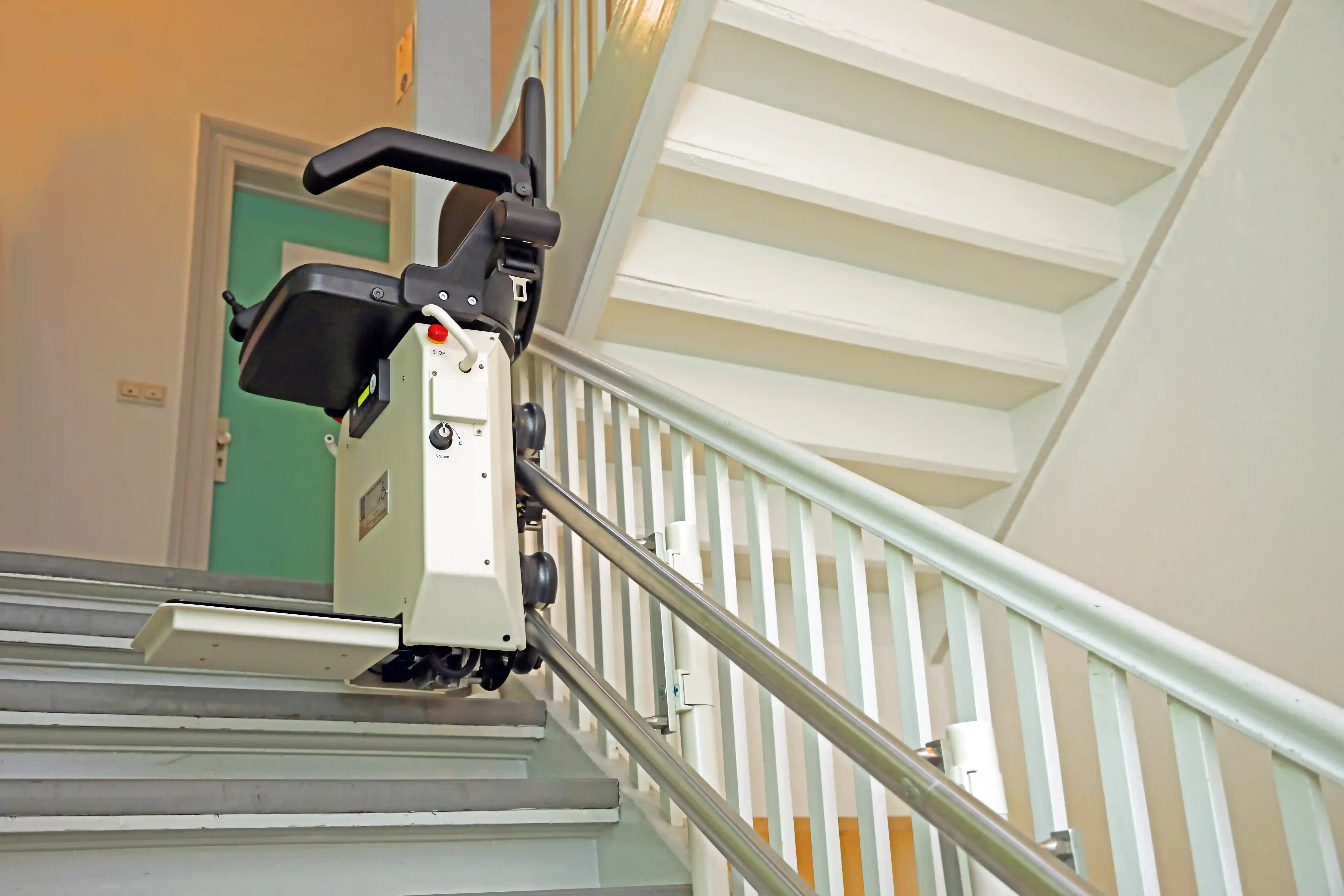 Image installateur monte escalier 4 monte escalier performance