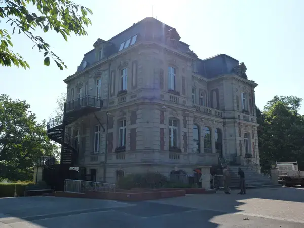 Monte Escalier Performance Installateur monte escalier Beuvrages