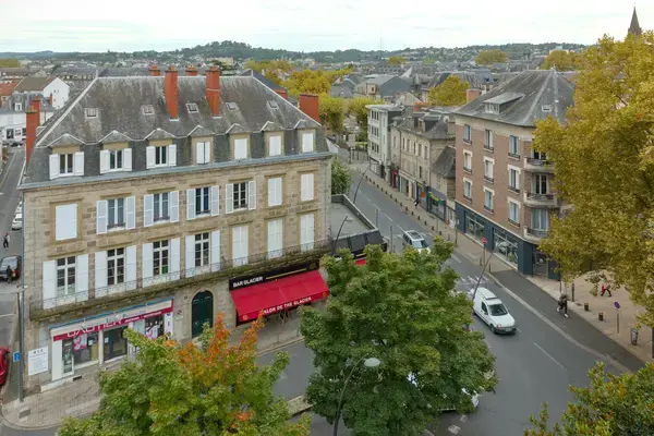 Monte Escalier Performance Installateur monte escalier Brive-la-Gaillarde