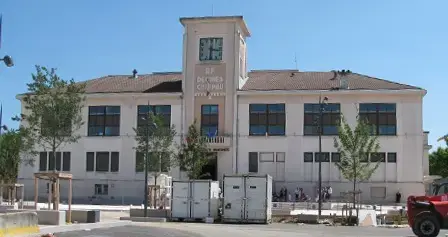 Monte Escalier Performance Installateur monte escalier Décines-Charpieu
