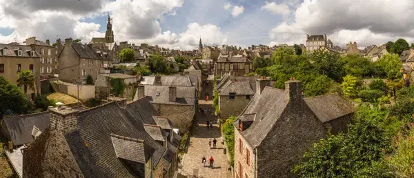 Monte Escalier Performance Installateur monte escalier Dinan