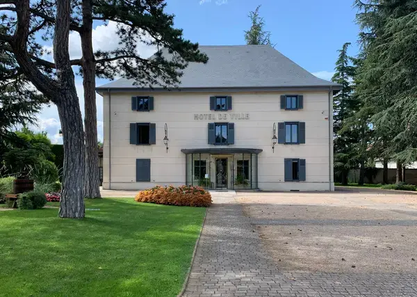 Monte Escalier Performance Installateur monte escalier Villette-d'Anthon